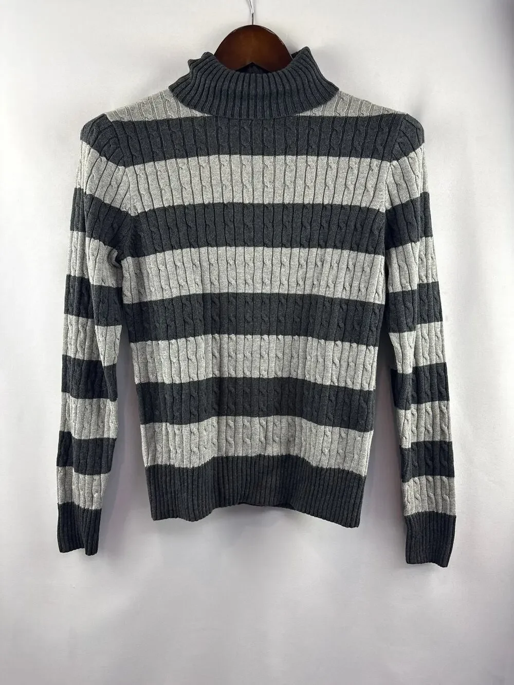 Women’s Jeanne Pierre Medium Charcoal & Heather Gray Stripe Sweater